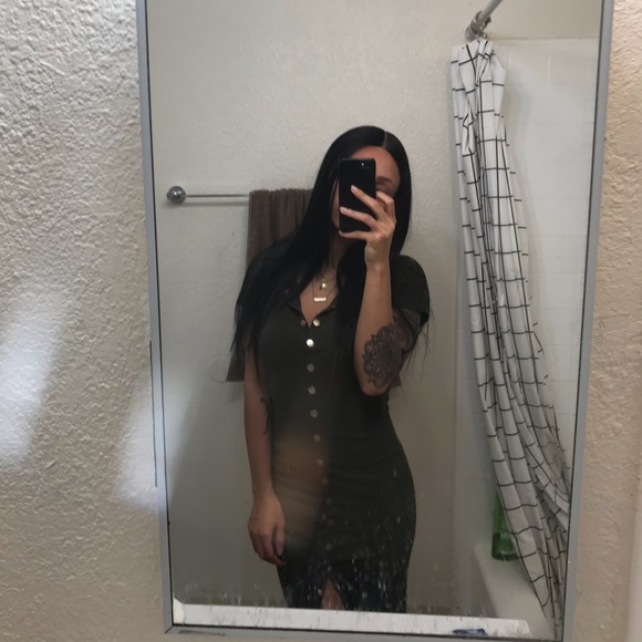 Versatile Dress - Picture 4 of 4